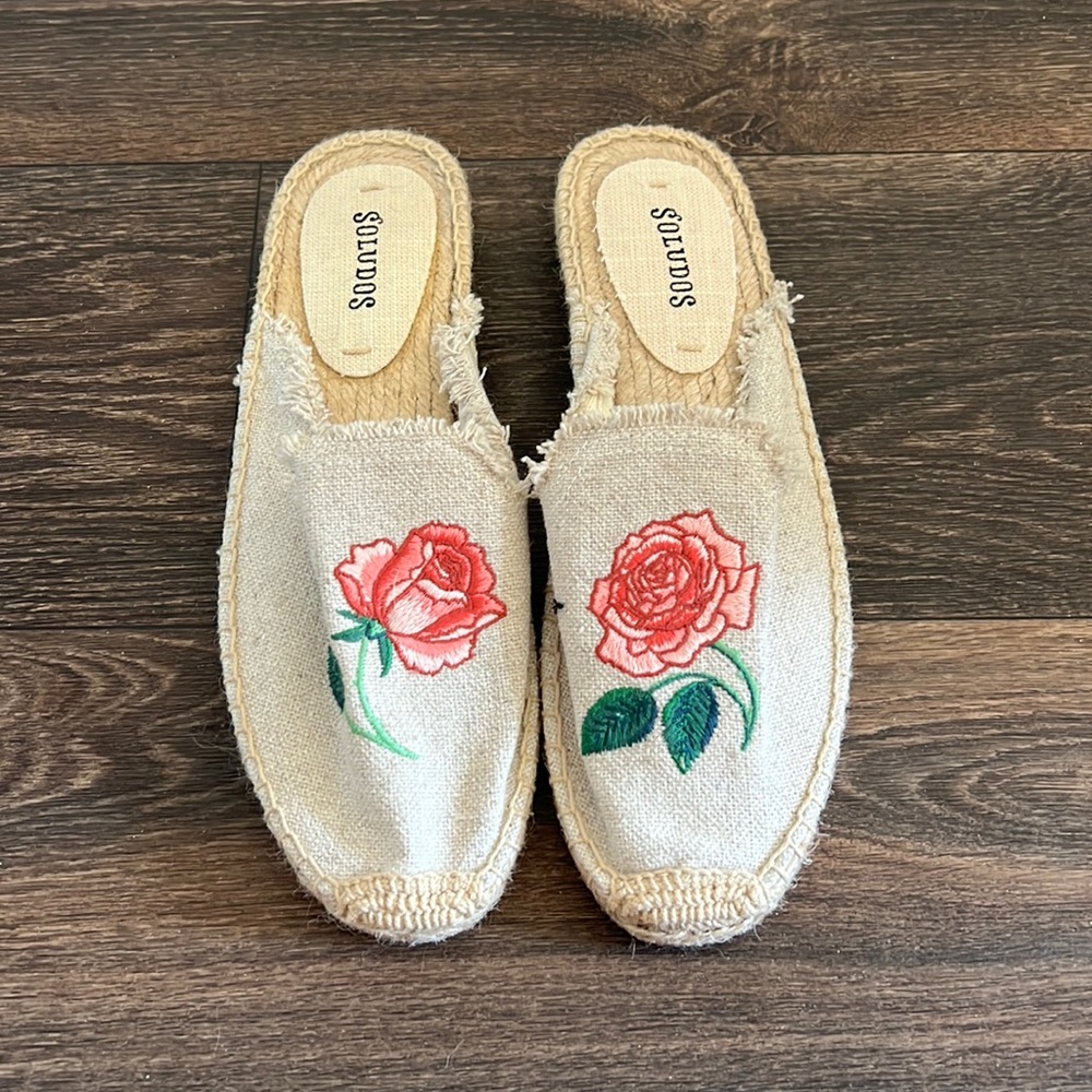 Soludos Rose Mule